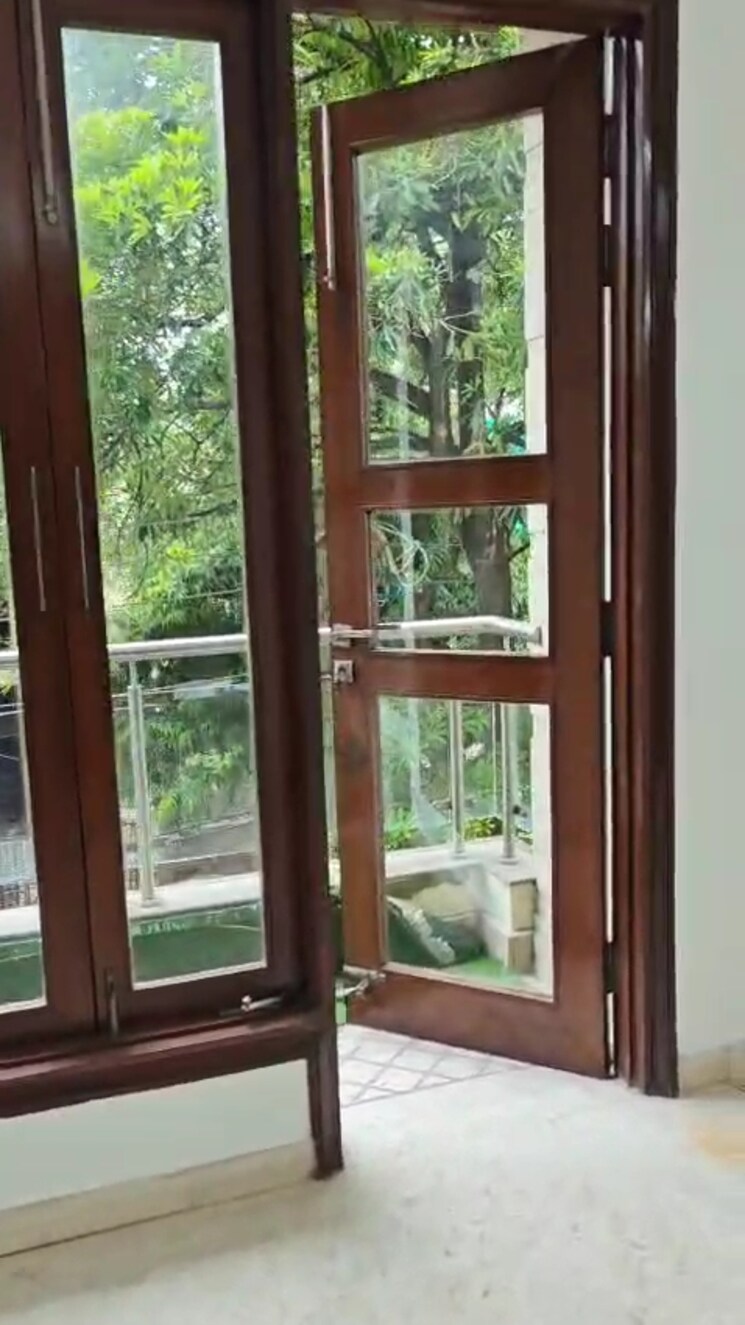 Room, malviya nagar 3 Bedroom 1800 Sq.Ft. Builder Floor In Malviya Nagar Delhi 9103667