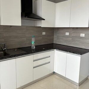 Kitchen in 2.5 BHK Builder Floor at JMS The Pearl, Sector 95 – for Sale