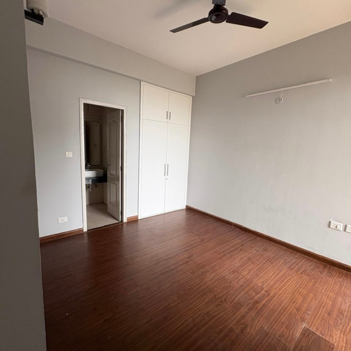 2.5 BHK + Pooja Room 1160 Sq.Ft. Builder Floor in JMS The Pearl