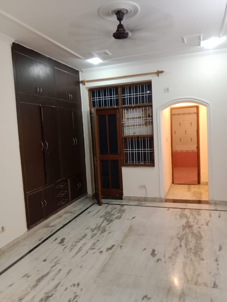 Living Room, sector 21c 3 Bedroom 500 Sq.Yd. Builder Floor In Sector 21c Faridabad 9103770