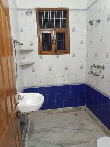 Bathroom in 3 BHK Builder Floor at Sector 21c – for Rent