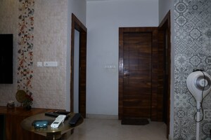 Room in 4 BHK Apartment at Prestige Ivy Leagu, Kondapur – for Sale