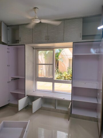 Room in 2 BHK Apartment at NR Windgates, Thanisandra Main Road – for Rent
