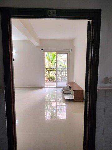 Room in 2 BHK Apartment at NR Windgates, Thanisandra Main Road – for Rent