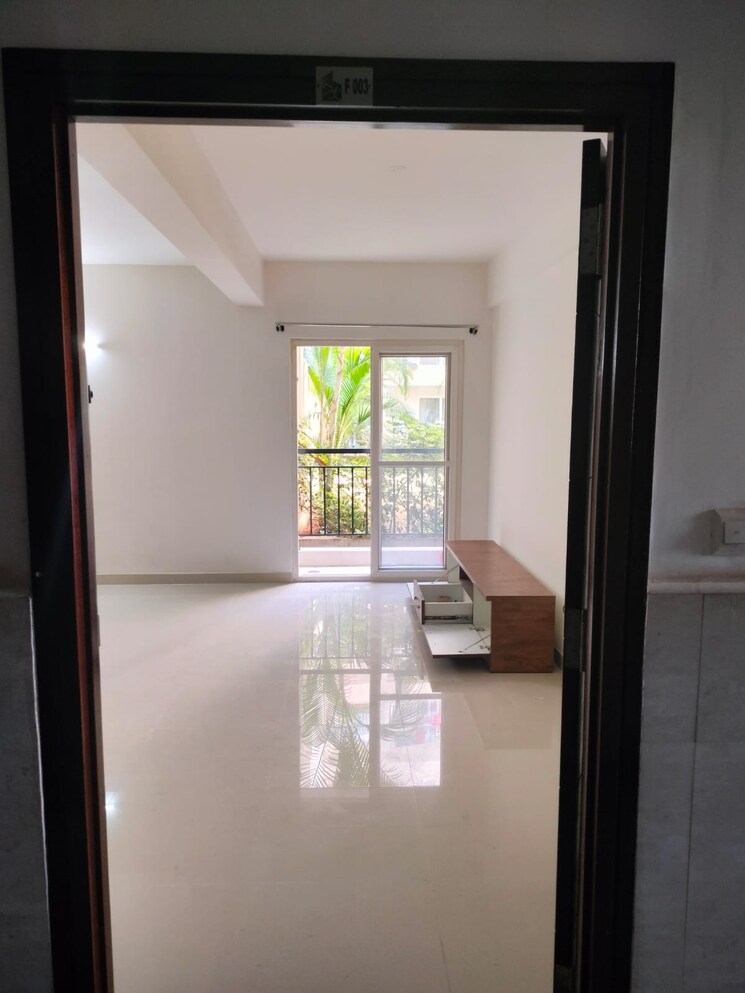 Room, nr-windgates 2 Bedroom 1168 Sq.Ft. Apartment In Thanisandra Main Road Bangalore 9103793