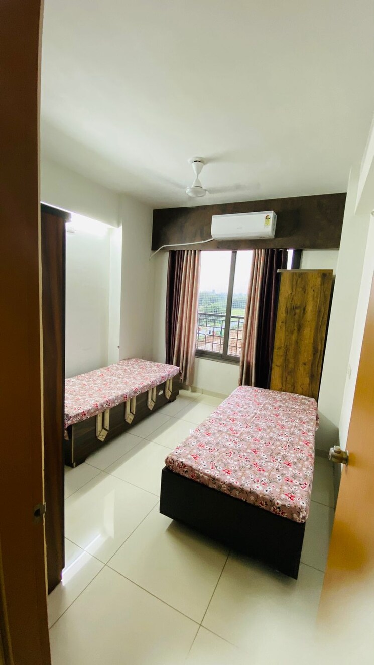 Bedroom, aaryan-aaviskaar 2 Bedroom 1230 Sq.Ft. Apartment In Shela Ahmedabad 9103796
