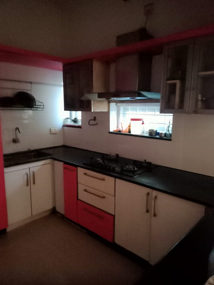 Kitchen, ayyanthole 4 Bedroom 2400 Sq.Ft. Independent House In Ayyanthole Thrissur 9103800