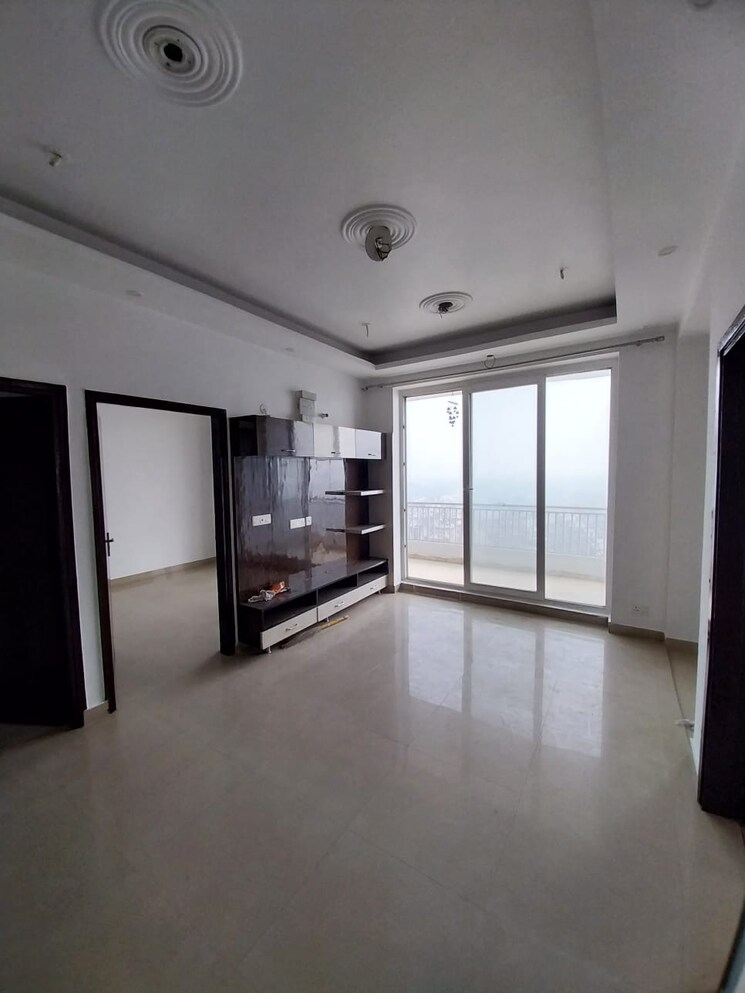 Room, ska-estate 4 Bedroom 2125 Sq.Ft. Apartment In Eta Ii Greater Noida Greater Noida 9103818