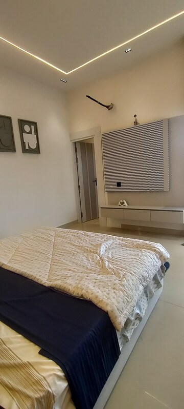 3 BHK Apartment For Rent in Shiv The Ozone Solitaire, Sector 87