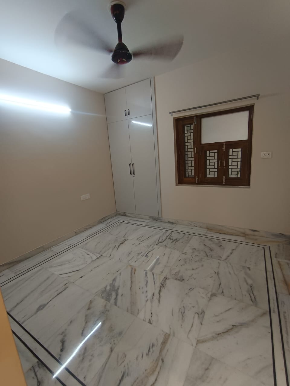 2.5 BHK Apartment For Rent in Jahaz Apartments