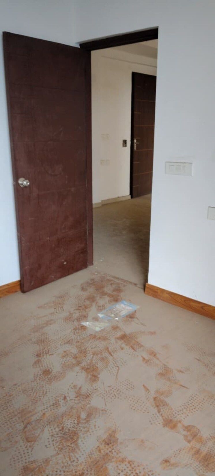 Room, aditya-mega-city 4 Bedroom 2200 Sq.Ft. Apartment In Vaibhav Khand Ghaziabad 9103847