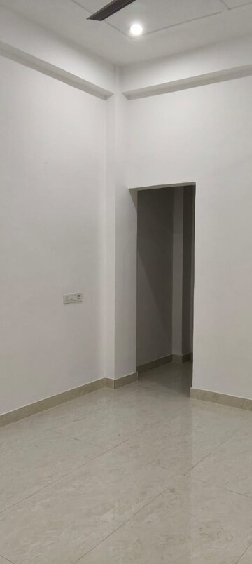 1 BHK Independent House For Rent in Gomti Nagar