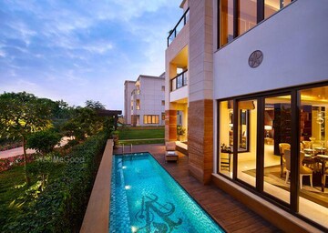 3 BHK Builder Floor – Exterior View View at BPTP Amstoria, Sector 102 - for Sale
