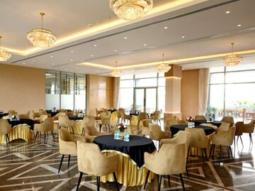 Gym in 3 BHK Builder Floor at BPTP Amstoria, Sector 102 – for Sale