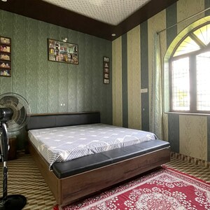 Bedroom in 2 BHK Independent House at Chandrabani – for Sale