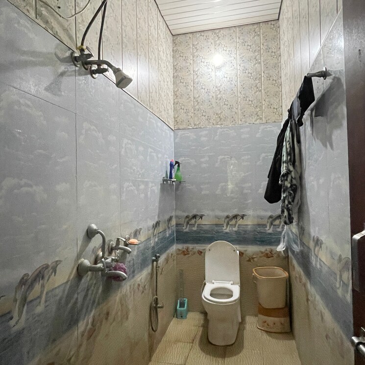 Bathroom, chandrabani 2 Bedroom 1100 Sq.Ft. Independent House In Chandrabani Dehradun 9103888