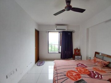Bedroom in 3 BHK Apartment at Shela – for Rent