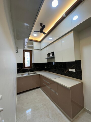 Kitchen in 3 BHK Builder Floor at RPS Palm Drive, Sector 88 – for Sale