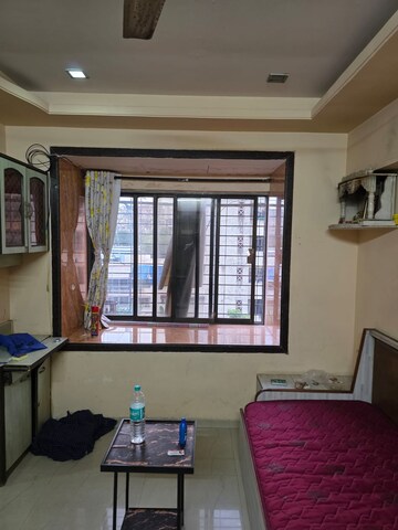 Living Room in 1.5 BHK Apartment at Eff Jumbo Darshan CHS, Andheri East – for Rent