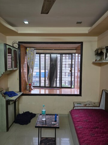 Living Room in 1.5 BHK Apartment at Eff Jumbo Darshan CHS, Andheri East – for Rent