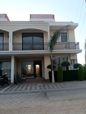3 BHK Villa – Exterior View View at Aerocity - for Sale