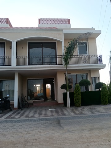 3 BHK Villa – Exterior View View at Aerocity - for Sale
