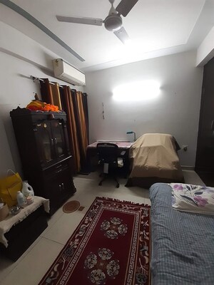 3 BHK Apartment For Sale in Amrapali Crystal Homes, Sector 76