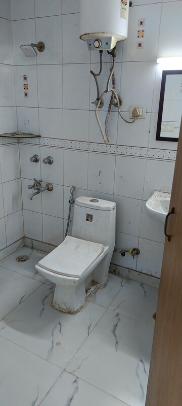 Attached Bathroom in 2 BHK Builder Floor at Saket – for Sale