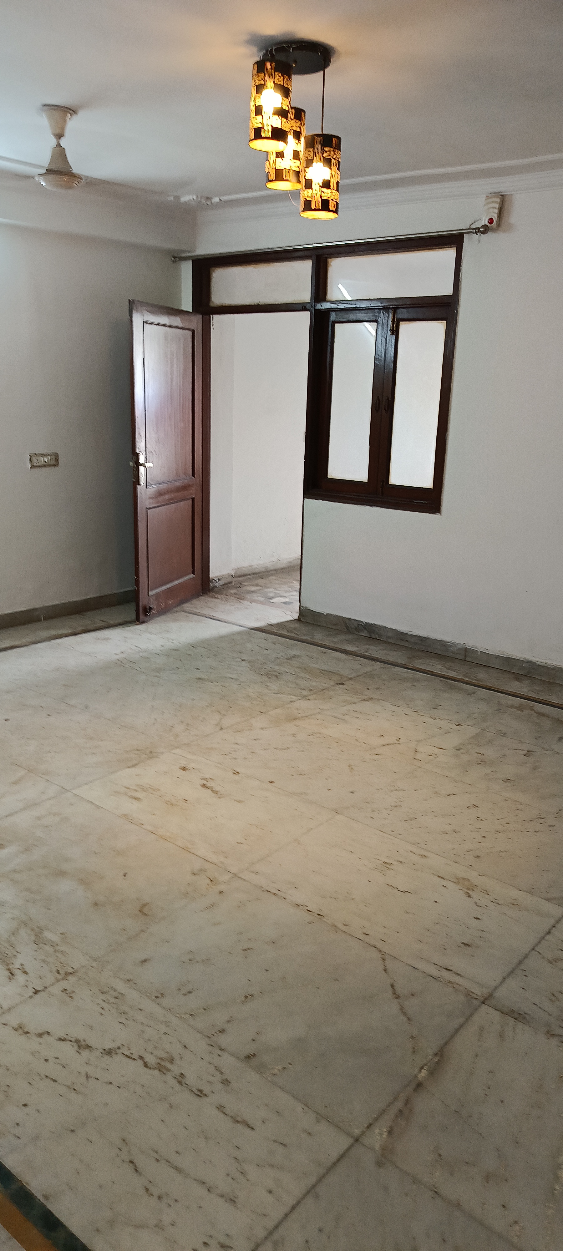 2 BHK Builder Floor For Sale in Saket