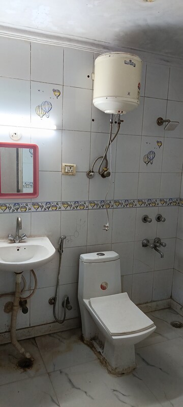 Bathroom in 2 BHK Builder Floor at Saket – for Sale