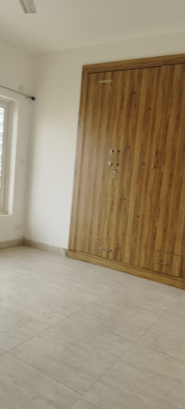 3.5 BHK + Study Room Apartment For Rent in Spr Imperial Estate