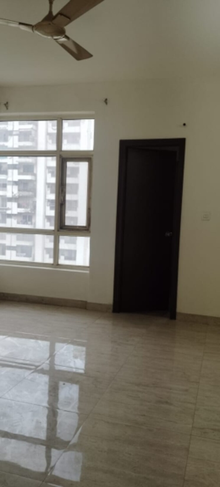 Room, spr-imperial-estate 3.5 Bedroom 2137 Sq.Ft. Apartment In Sector 82 Faridabad 9103988