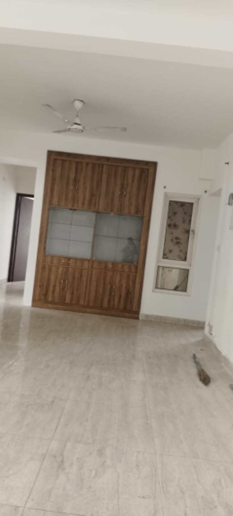 Room, spr-imperial-estate 3.5 Bedroom 2137 Sq.Ft. Apartment In Sector 82 Faridabad 9103988