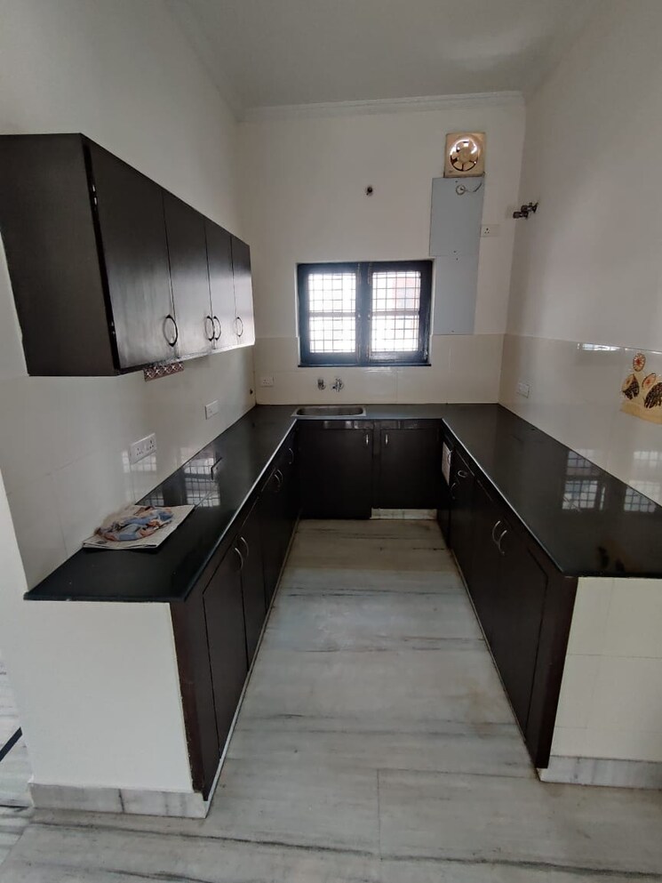 Kitchen, gms road 3 Bedroom 2300 Sq.Ft. Builder Floor In Gms Road Dehradun 9104003