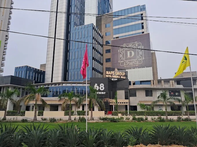 Retail Shop For Sale in VSR 68 Avenue