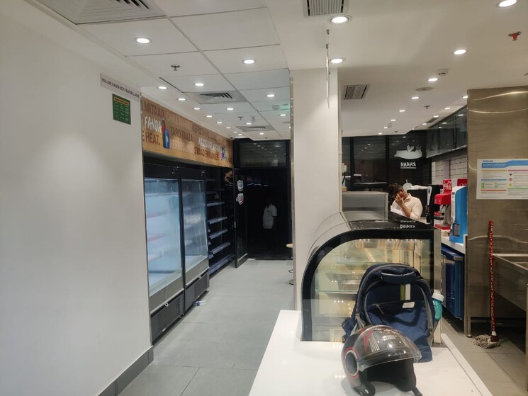 Entrance, vastu-shilp-jogeshwari Commercial Shop 1200 Sq.Ft. In Jogeshwari East Mumbai 9104010