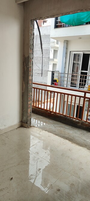 Room in 3 BHK Builder Floor at Ansal API Versalia, Sector 67a – for Sale