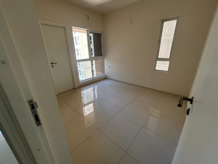 Bathroom, godrej-green-vistas 3 Bedroom 980 Sq.Ft. Apartment In Mahalunge Pune 9103966