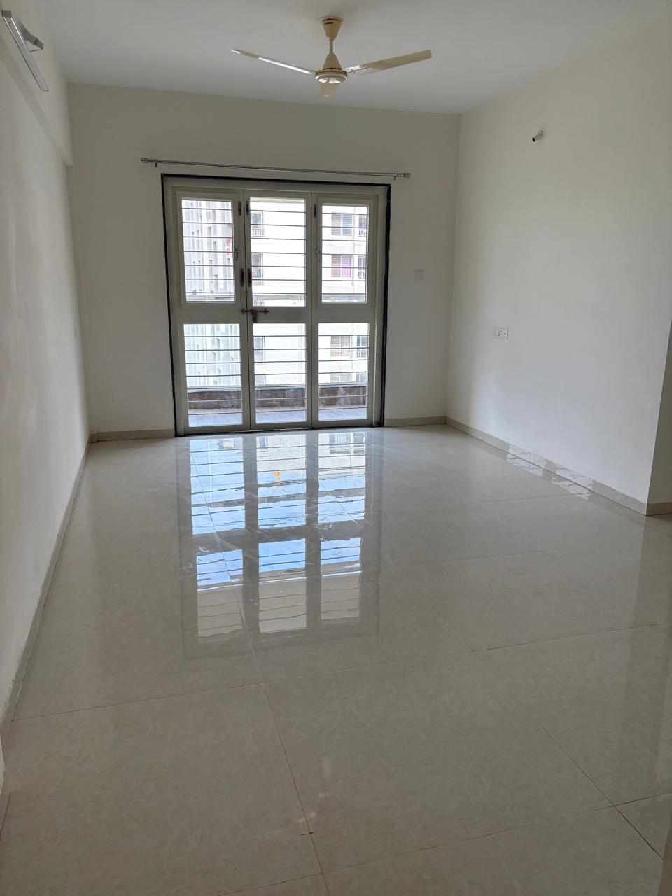 2 BHK Apartment For Rent in Kohinoor Viva City