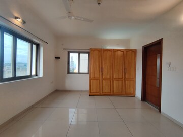 Room in 3 BHK Apartment at Bearys Lakeside Habitat, Sahakara Nagar – for Rent