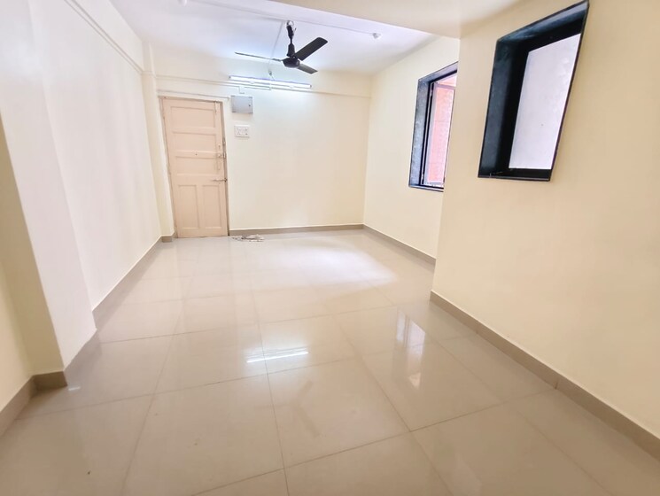 Master Bedroom, cosmos-hills 4 Bedroom 1000 Sq.Ft. Apartment In Pokhran Road No One Thane 9104051