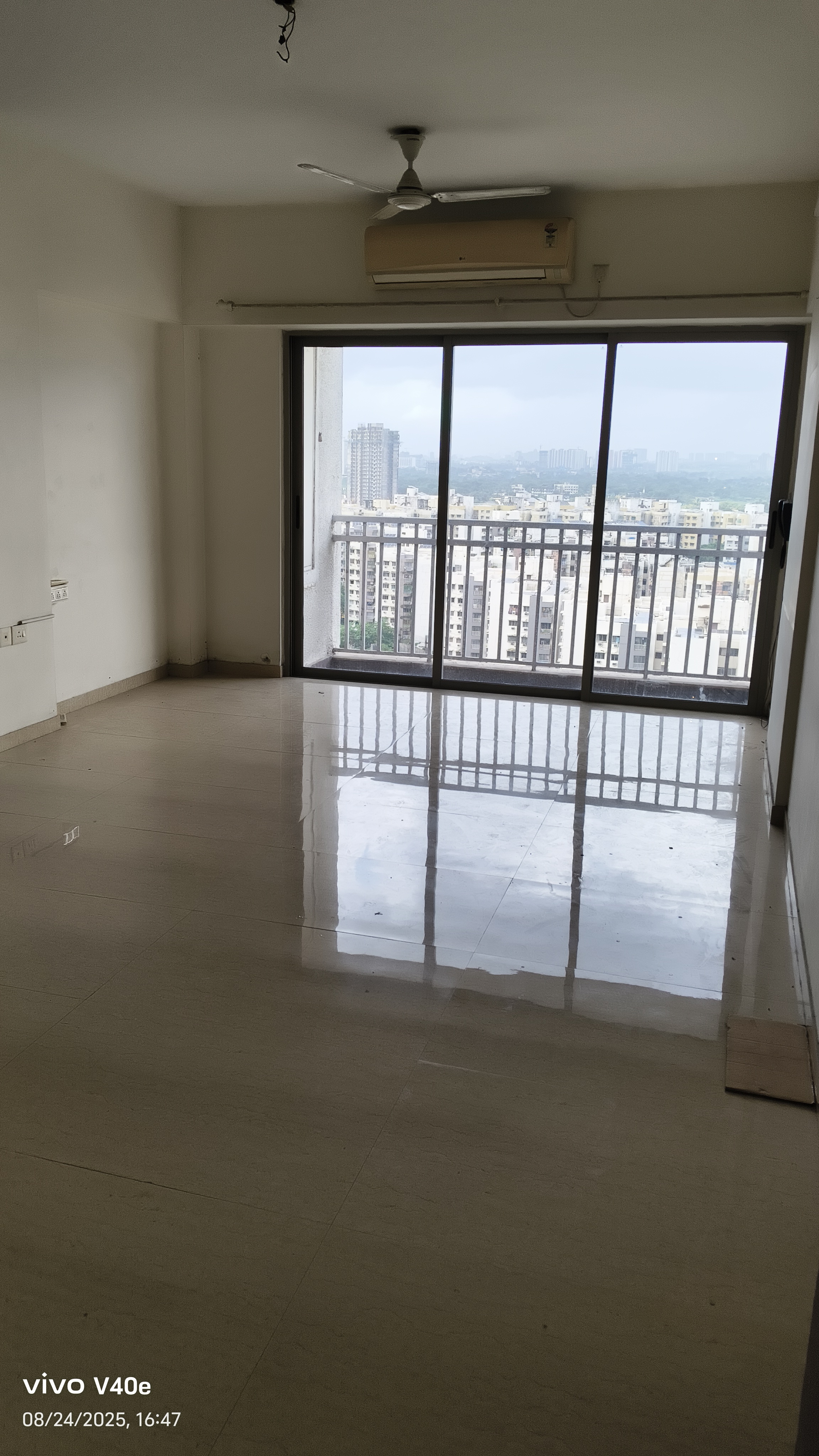 2.5 BHK + Pooja Room Apartment For Sale in Casa RioGold