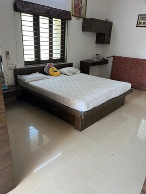 Bedroom in 4 BHK Villa at Science City – for Sale
