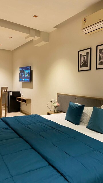 Room in Studio Builder Floor at Mg Road – for Rent