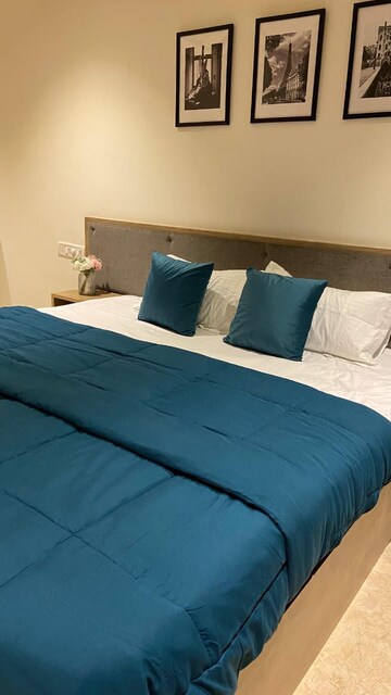 Bedroom in Studio Builder Floor at Mg Road – for Rent