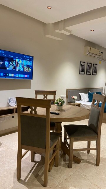 Furnished Amenities in Studio Builder Floor at Mg Road – for Rent