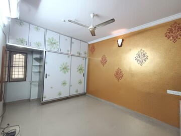 Room in 3 BHK Apartment at Nacharam – for Rent