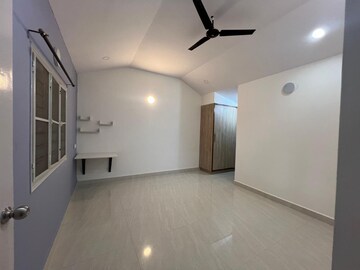 Room in 2 BHK Apartment at Classic Orchards, Bannerghatta Road – for Rent