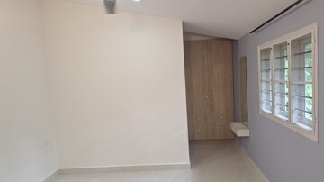 Room in 2 BHK Apartment at Classic Orchards, Bannerghatta Road – for Rent