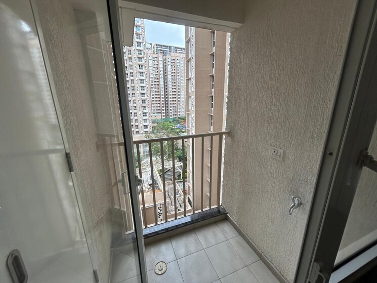 Balcony, godrej-green-vistas 3 Bedroom 980 Sq.Ft. Apartment In Mahalunge Pune 9104069